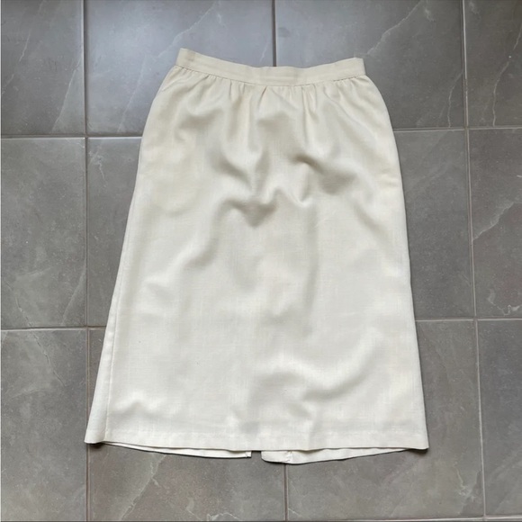 Handmade Cream Midi Skirt - Picture 3 of 8